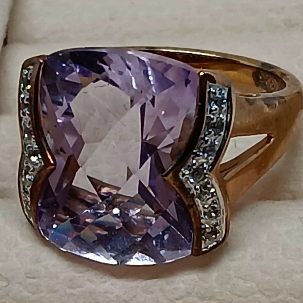 Fleur-De-Lis Amethyst Crystal Cocktail Ring Sz 7 NWOTs For Animal Rescues.